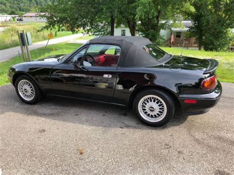 Mazda Miata Le Of No Reserve Classic Mazda Mx Miata