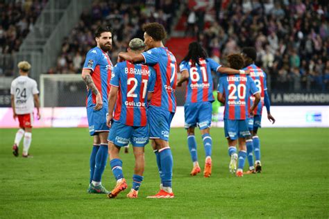 Six matchs amicaux un stage à l étranger le programme du SM Caen