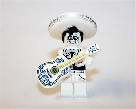 Ernesto De La Cruz Coco Disney Minifigure Minifigureoutlet