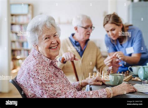 Woman Healthcare Hi Res Stock Photography And Images Alamy