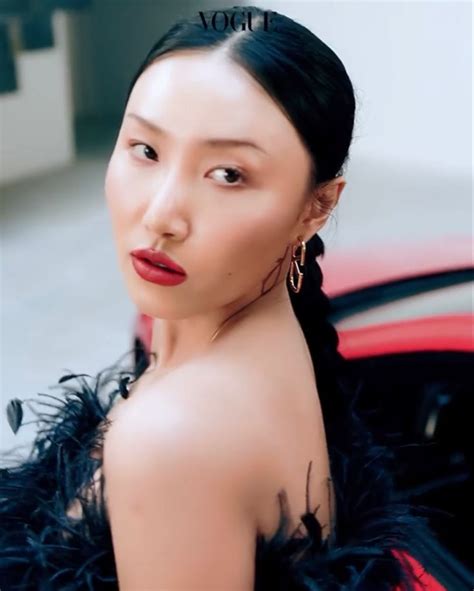 Hwasa Mamamoo X Vogue Em