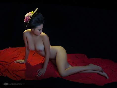 Bộ ảnh nude cực đẹp và nghệ thuật Dương Quốc Định Haitaynamkg Knowledge Humanity