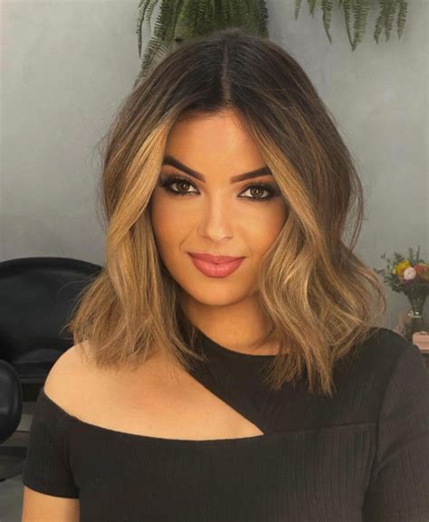 40 Trendy Bob And Lob Haircuts Lob Haircut With Caramel Face Framing