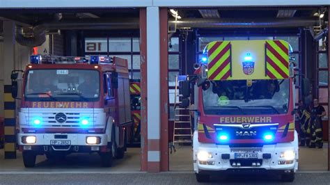 Ankommende FFler Löschzug der Freiwilligen Feuerwehr Viernheim rückt