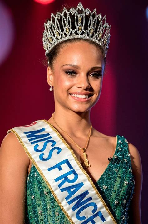 Alicia Aylies Miss France 2017 Son Retour De Star En Guyane