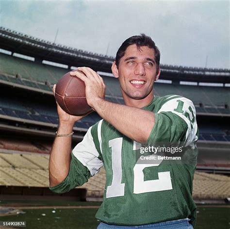 4156 Joe Namath Photos And High Res Pictures Getty Images