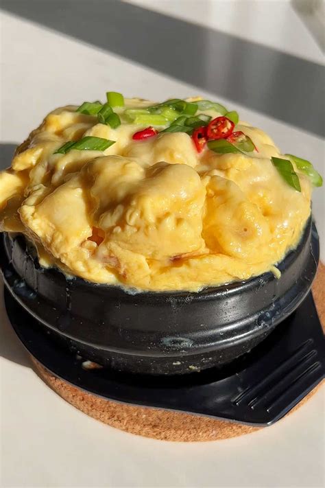 Korean Steamed Egg In Volcano Shape One Pot 15 Minutes Recipe