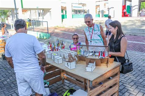 Gravatá Feirinha de artesanato e apresentação cultural homenageiam as