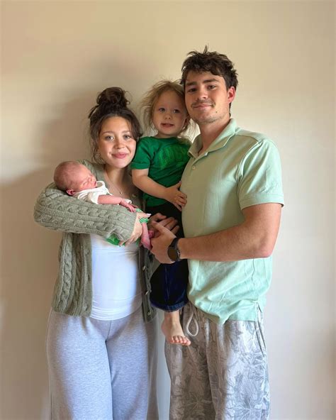 Addie McCracken | HUGE ANNOUNCEMENT🎀👕 “okay baby” MERCH will be going