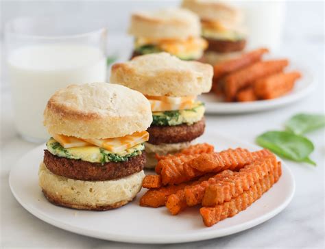 Breakfast Sandwiches With Maple Veggie Sausage Egg And Cheese Zen And Spice