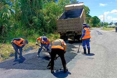 Prefectura De Pastaza Cumple Con El Mantenimiento Vial De Madre