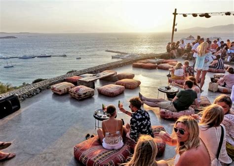 15 Best Bars & Clubs in Mykonos Town - Nightlife & Parties