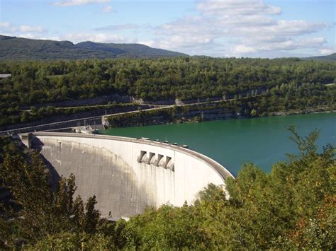 Barrage de Vouglans à CERNON dans le Jura Jura Tourisme