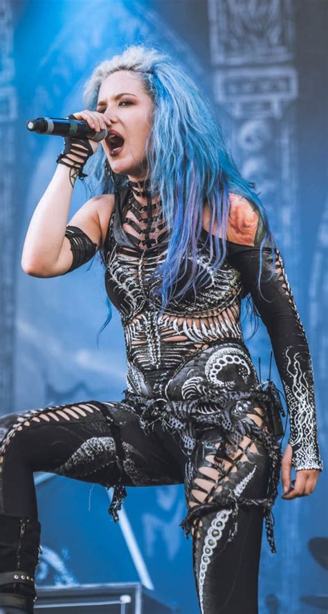 Pin En Beautiful Alissa White Gluz Chica De Metal Chicas Punk Rock