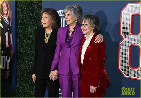 Photo Tom Brady Jane Fonda Lily Tomlin Rita Moreno Sally Field For