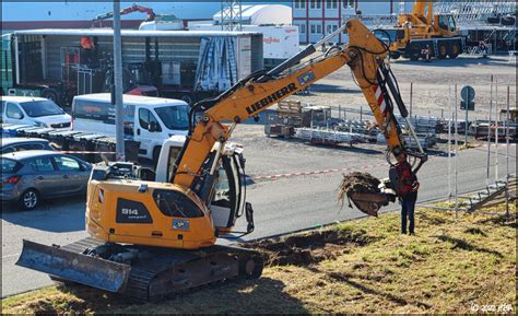 R Compact Liebherr Baumaschinen Bau Forum Bauforum