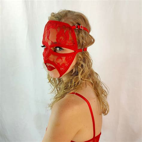 Sexy Maske Spitzenmaske Rote Maske BDSM Maske Partymasken