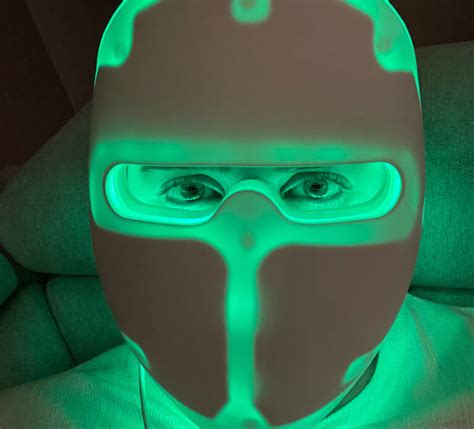 LED Masken Viraler Trend der Schönen und Reichen Box by Blick