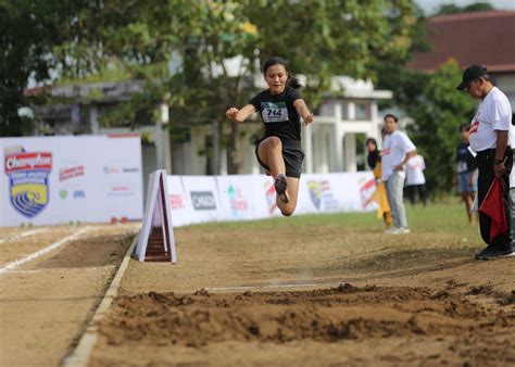 4 Jenis Lintasan Dan Lapangan Lari Untuk Cabor Atletik Yang Perlu Kamu