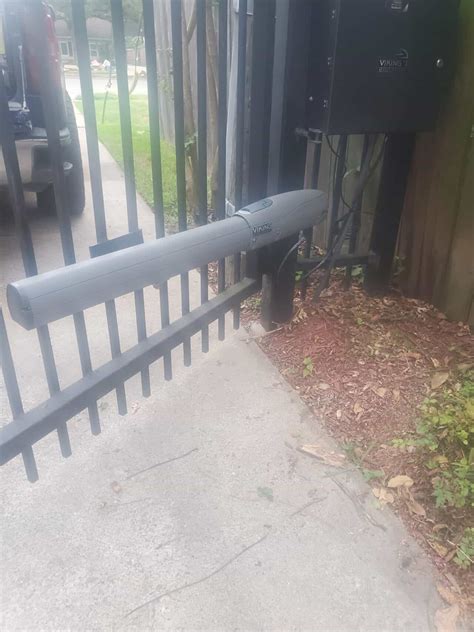 Gate And Fence Repair Services Company Houston Tx Hsgr