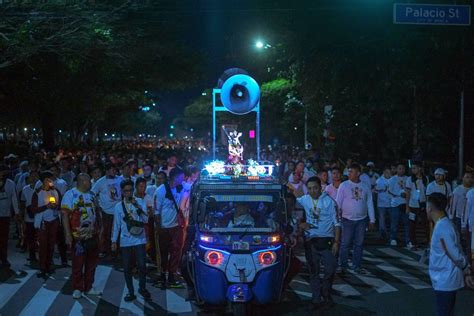 Devotees Join Big Procession For Black Nazarene Feast Cbcpnews