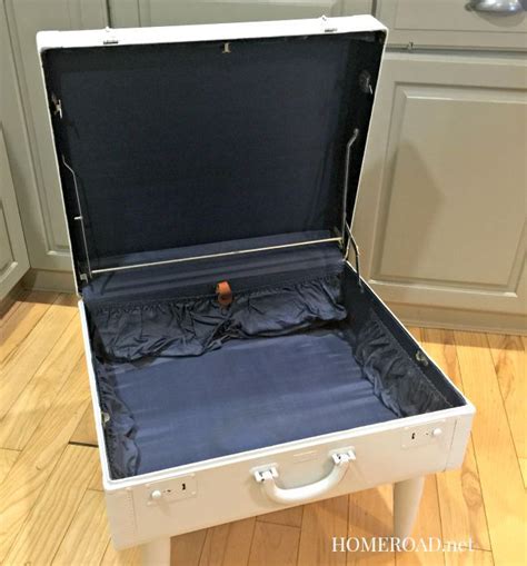 Repurposed Vintage Suitcase Table Vintage Suitcase Table Suitcase