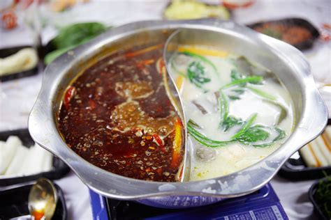 火锅食材火锅鸳鸯锅清汤麻辣涮火锅美食美味聚餐图片下载 觅知网