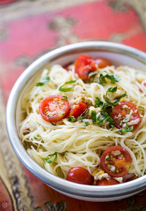 Angel Hair Pasta With Clams Cherry Tomatoes And Basil Recipe