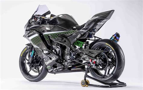 4 Cylinder Kawasaki Ninja 250 ZX 25R Racer Custom Revealed Officially