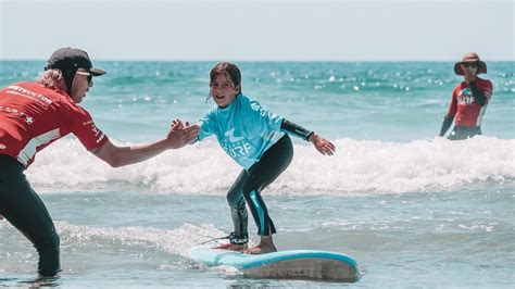 Surf Manuel Antonio Surf School: Surfing Lessons in Costa Rica