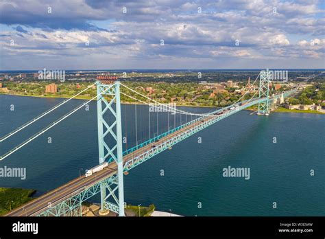 Detroit Michigan The Ambassador Bridge Linking The United States Foreground And Canada