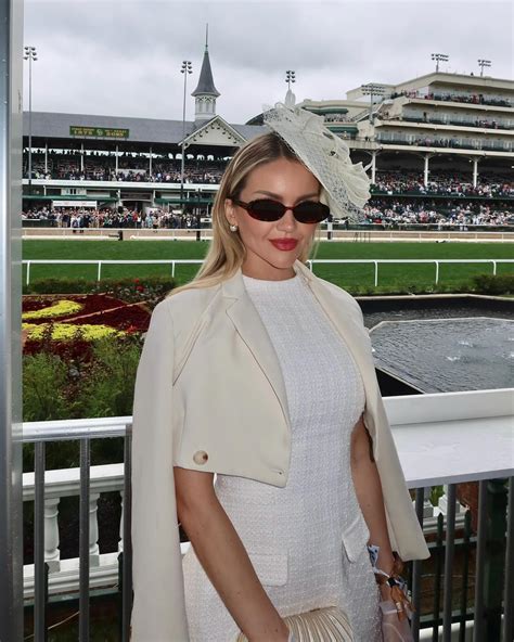 Isla Sullivan (@isla.sullivan) • Instagram photos and videos