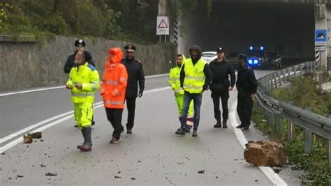 Tra Il Cebano E La Liguria Strade Ko Chiusa La Statale Ai Rocchini