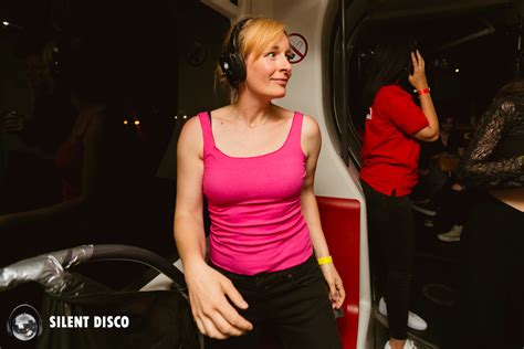 Silent Disco Fotos Wien Bim Der Wiener Linien Alle Bilder