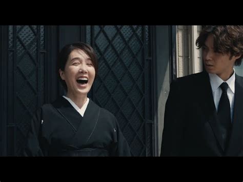 筒井真理子が新興宗教にのめりこむ映画『波紋』特報｜シネマトゥデイ