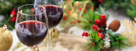 Vini Per Natale 15 Etichette Per Brindare Insieme Alle Feste