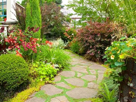 Garden Pathways Tips And Ideas For Function Beauty Garden Design