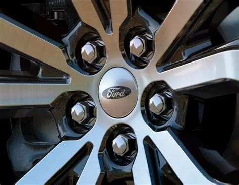 Ford Enjoliveur De Moyeu Argent Avec Logo Ford Pour Explorer