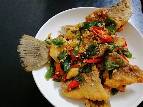 Enak Rasa Dari Dapur Kim Ikan Siakap Goreng Butter