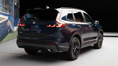 Novo Honda CR V híbrido estreia nos EUA e vem ao Brasil em 2023