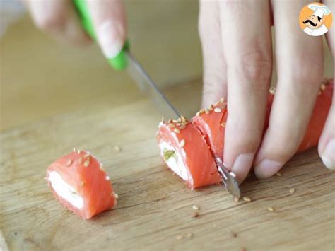 Roul S De Saumon Au Ch Vre Et Asperges Recette Ptitchef Recette