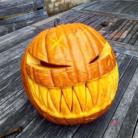 40+ Inspiring Pumpkin Carving Ideas for Halloween 2021