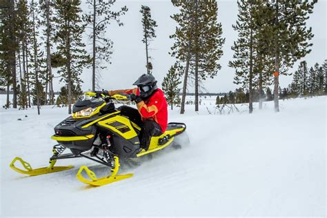 Ski Doo Renegade Xrs Turbo Essai Passion Motoneige Magazine