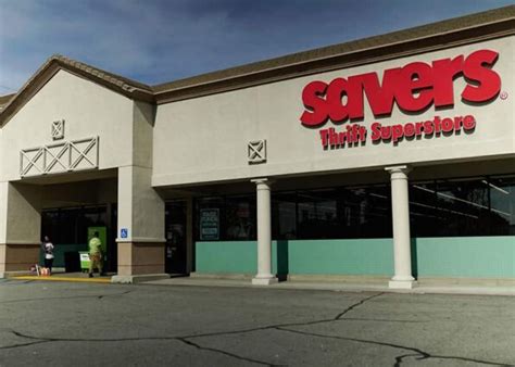 The 12 Best Thrift Stores In Las Vegas (To Buy & Sell) In 2025