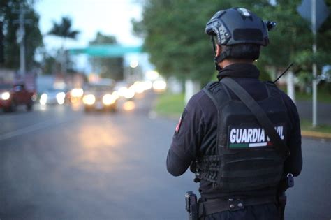 Ssp En Uruapan Guardia Civil Detiene A Cuatro Con Dosis De Droga Y