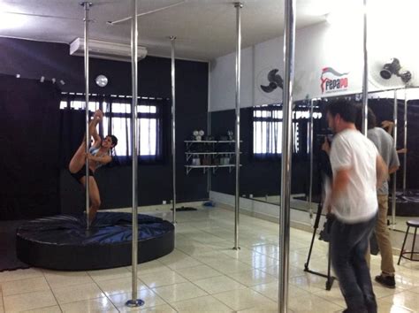 Vertical Fit Referência em Pole Dance Teste de Pole Dance pra