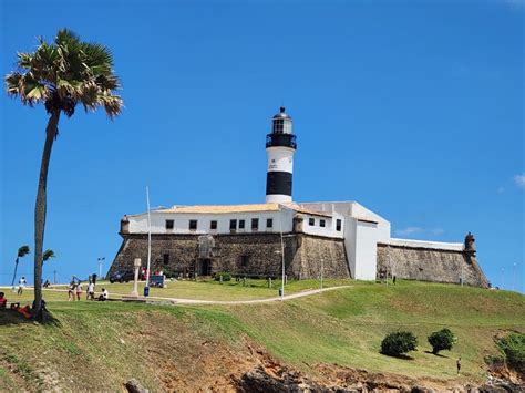 Cart O Postal De Salvador Farol Da Barra Divide Protagonismo O