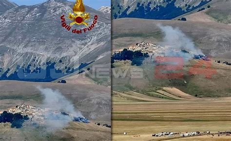 Fiamme Lambiscono Le Case Incendio Sulla Piana Di Castelluccio Di Norcia