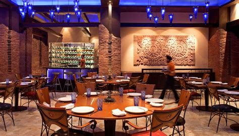 Restaurants near Delhi Airport | Radisson Blu Plaza Delhi