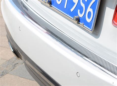 Накладки на бампер автомобиля 🦈 avtoshark.com